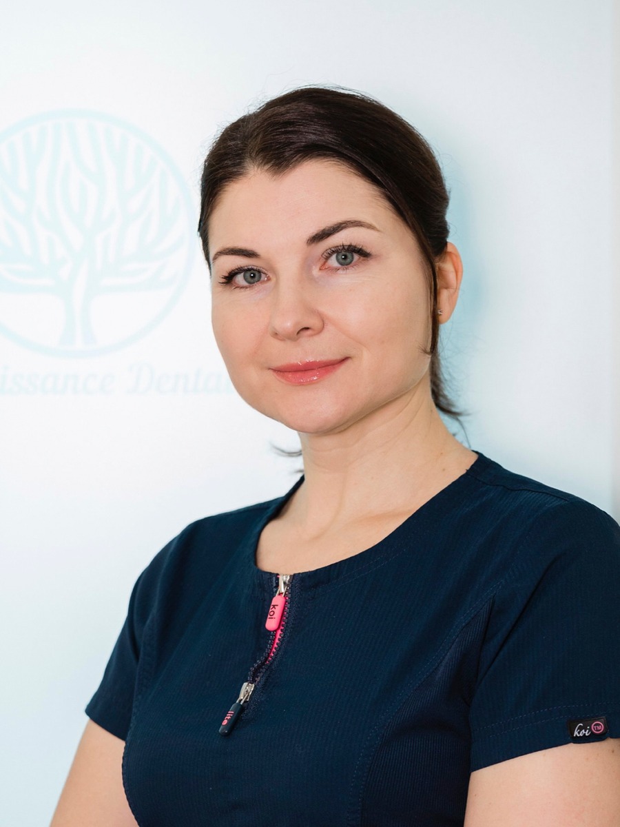 Anna Salop, allmäntandläkare